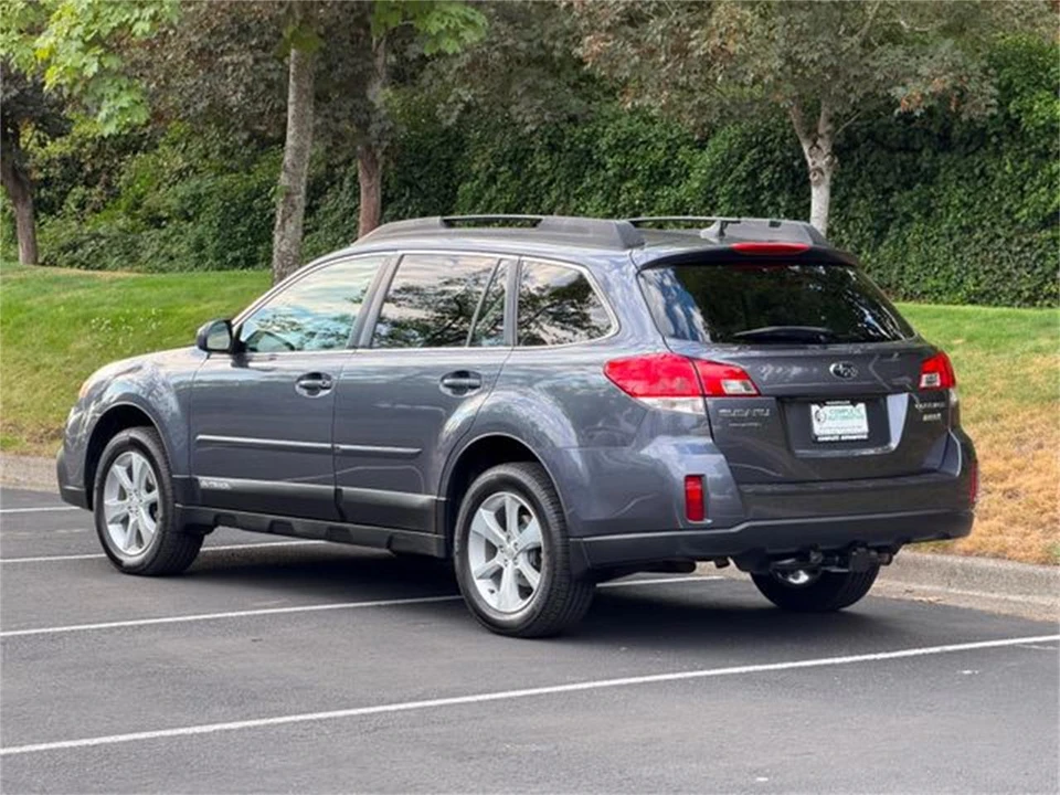 2014 Subaru Outback 4th Gen - Image 5 of 31