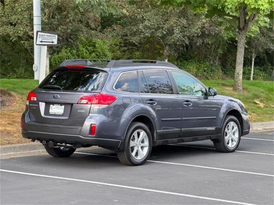 2014 Subaru Outback 4th Gen - Image 6 of 31