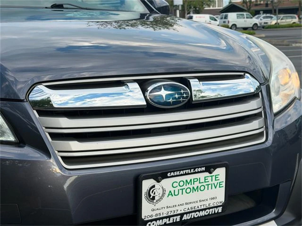 2014 Subaru Outback 4th Gen - Image 11 of 31