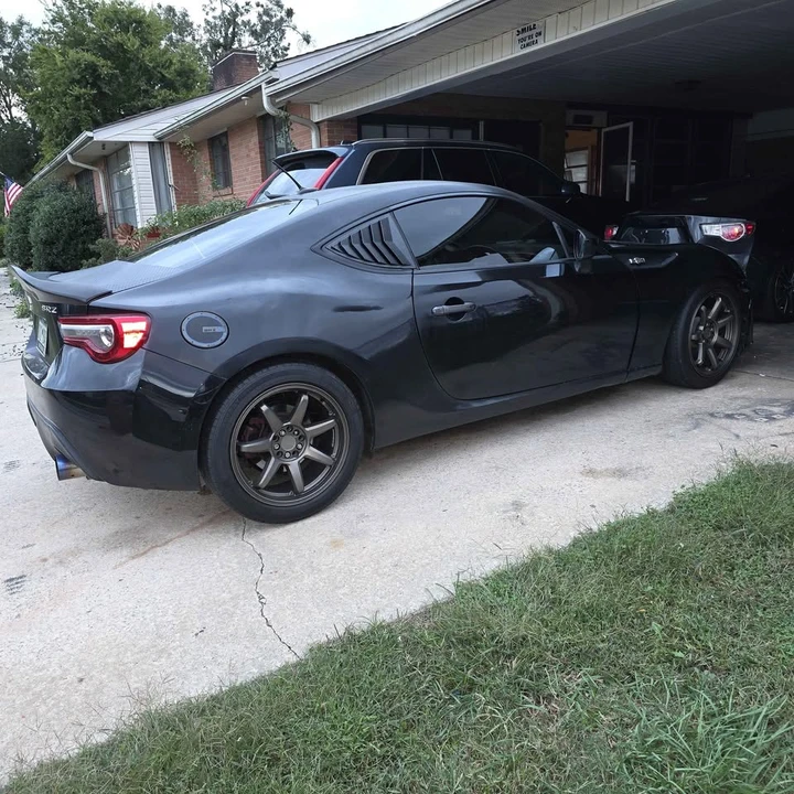 2014 Subaru BRZ 1st Gen - Image 2 of 6