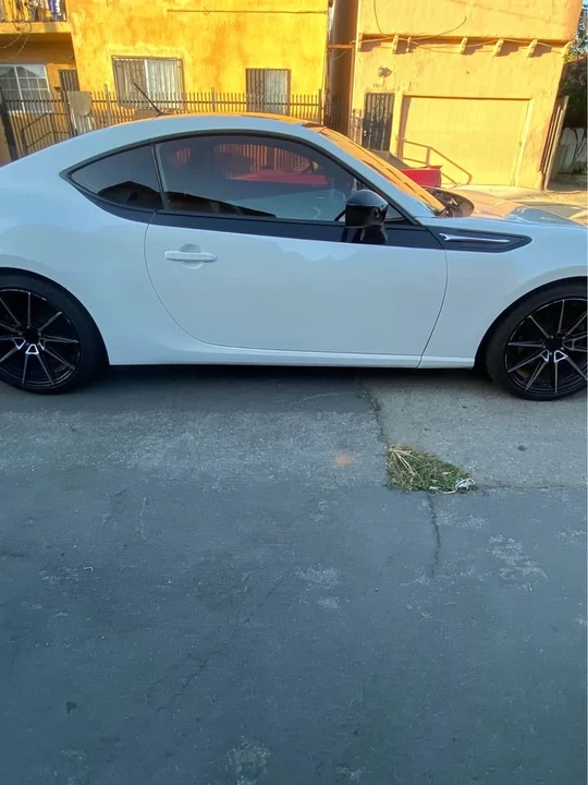 2014 Subaru BRZ 1st Gen - Image 6 of 7