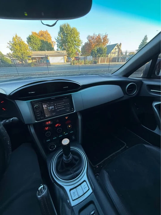 2014 Subaru BRZ 1st Gen - Image 16 of 17