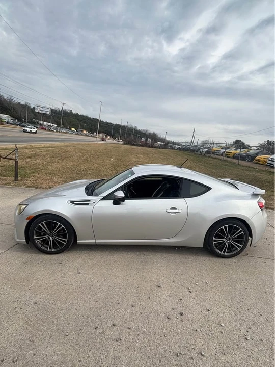 2014 Subaru BRZ 1st Gen - Image 7 of 19