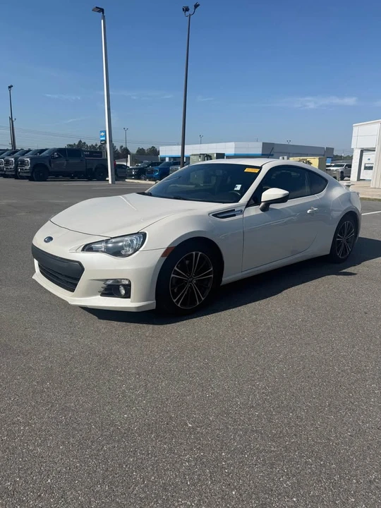 2014 Subaru BRZ 1st Gen - Image 2 of 8