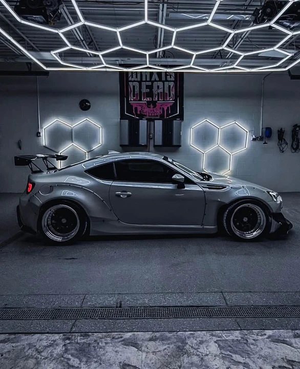 2014 Subaru BRZ 1st Gen - Image 2 of 20