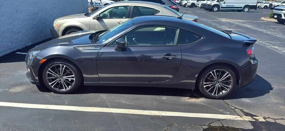 2014 Subaru BRZ 1st Gen - Image 6 of 7