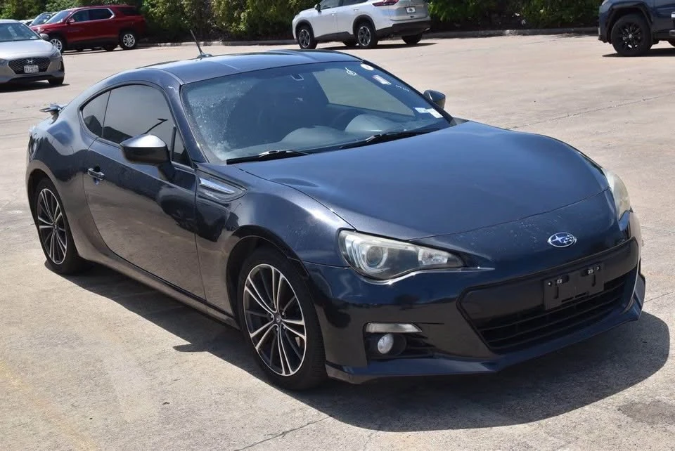 2014 Subaru BRZ 1st Gen - Image 2 of 10