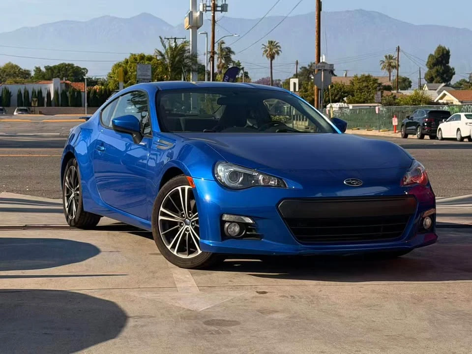 2014 Subaru BRZ 1st Gen - Image 2 of 10