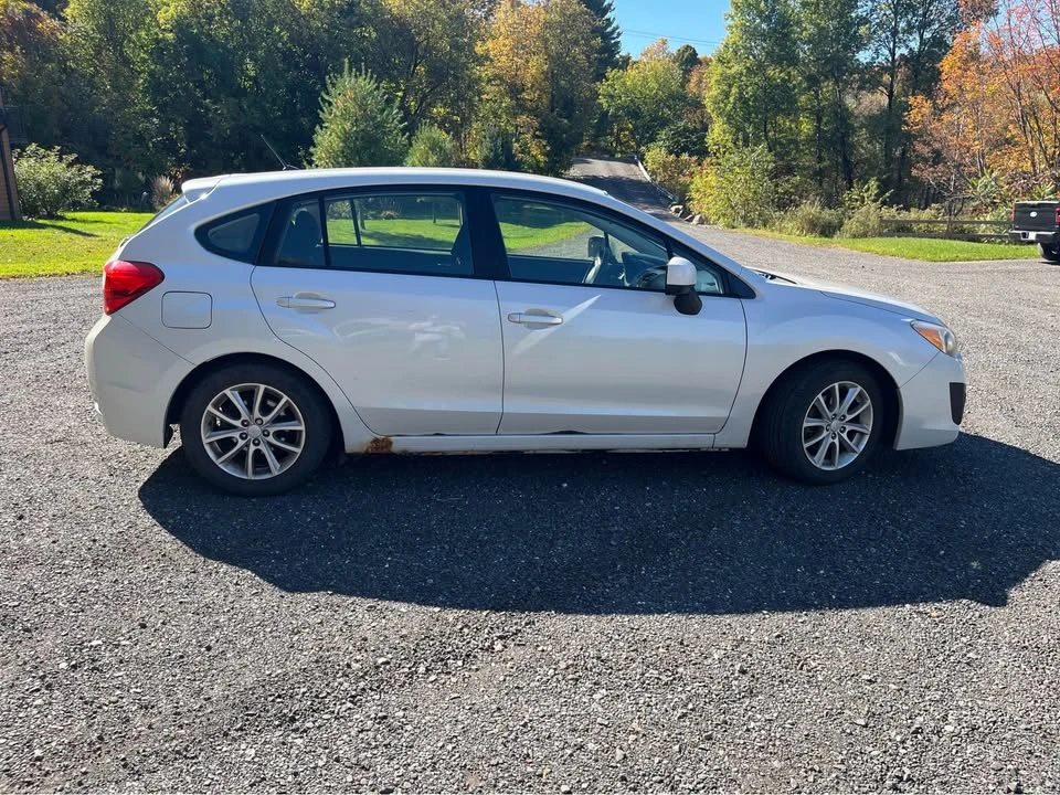 2014 Subaru Impreza 4th Gen - Image 4 of 9