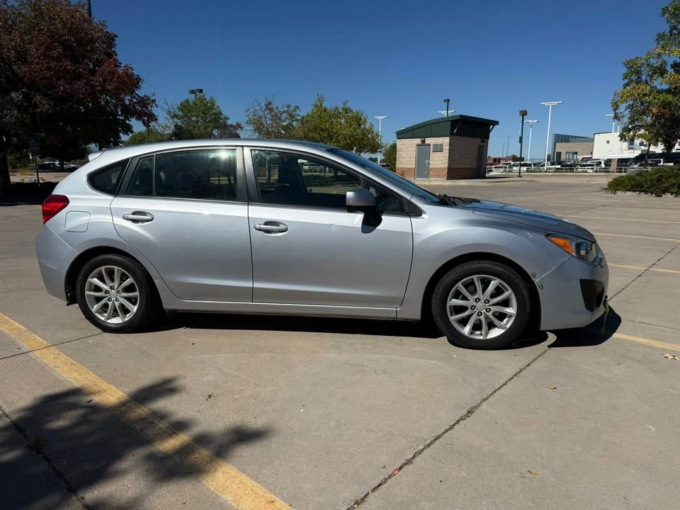 2014 Subaru Impreza 4th Gen - Image 4 of 10