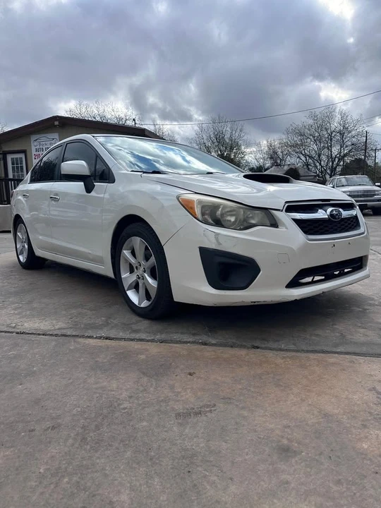 2014 Subaru Impreza - Image 12 of 17