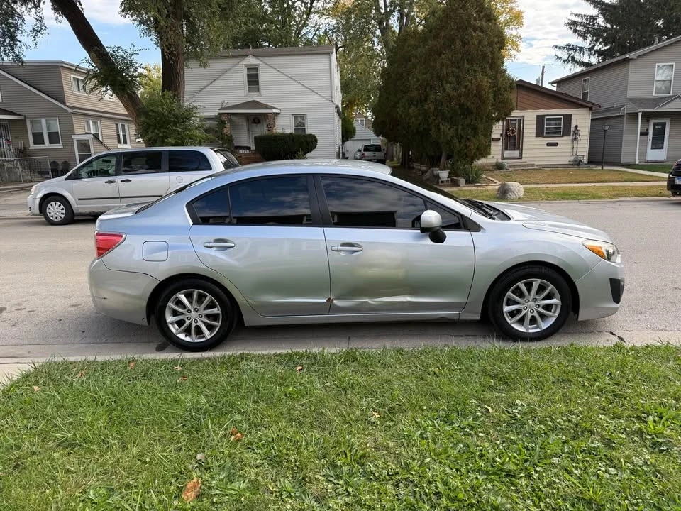 2014 Subaru Impreza 4th Gen - Image 5 of 9