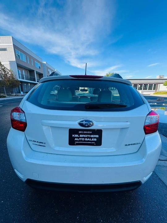 2014 Subaru Impreza 4th Gen - Image 5 of 17
