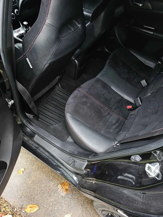 2014 Subaru Impreza WRX STi 3rd Gen - Image 16 of 18