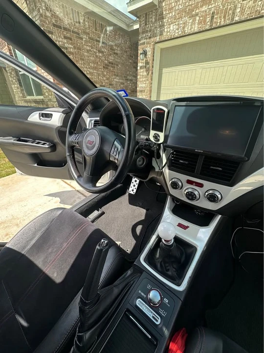 2014 Subaru Impreza WRX STi 3rd Gen - Image 16 of 20