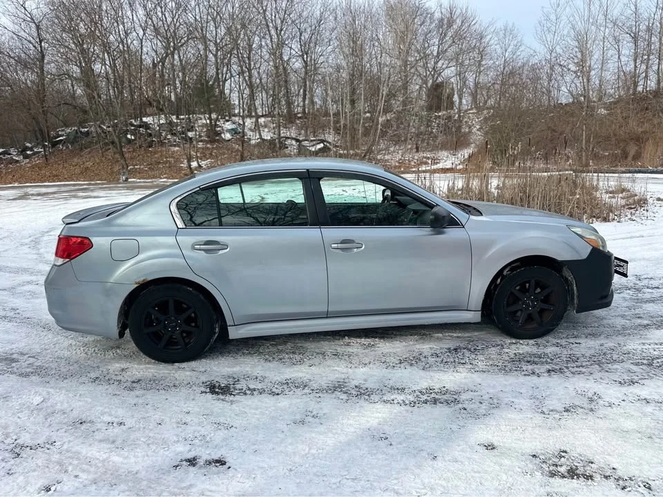 2014 Subaru Legacy 5th Gen - Image 5 of 16