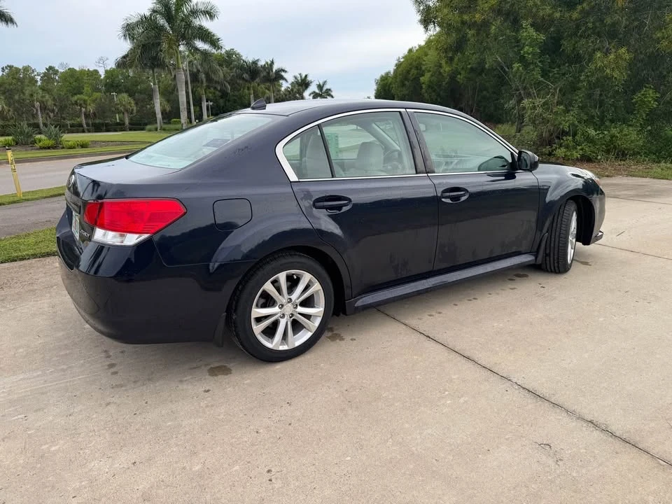 2014 Subaru Legacy 5th Gen - Image 5 of 10