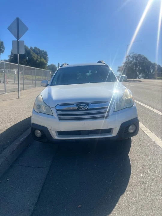 2014 Subaru Outback 4th Gen - Image 3 of 20