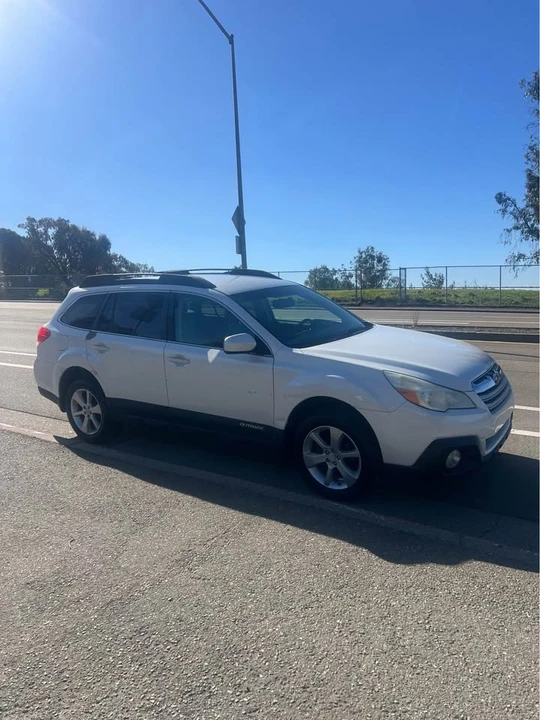 2014 Subaru Outback 4th Gen - Image 6 of 20