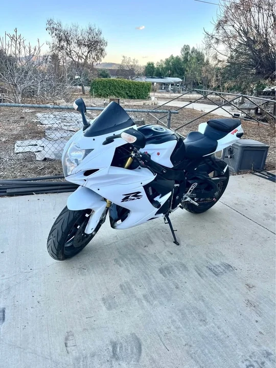 2014 Suzuki GSX-R - Image 2 of 11