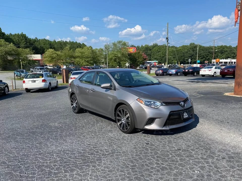 2014 Toyota Corolla 11th Gen - Image 2 of 5