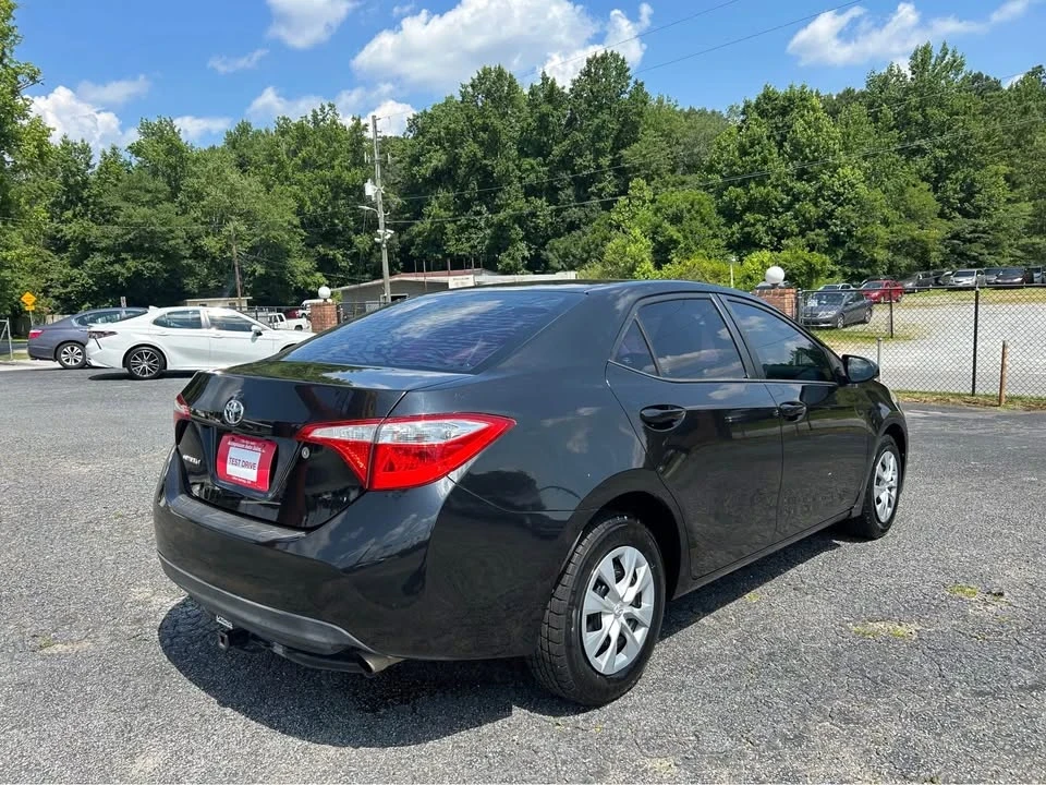 2014 Toyota Corolla 11th Gen - Image 3 of 7