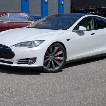 2014 Tesla Model S P85