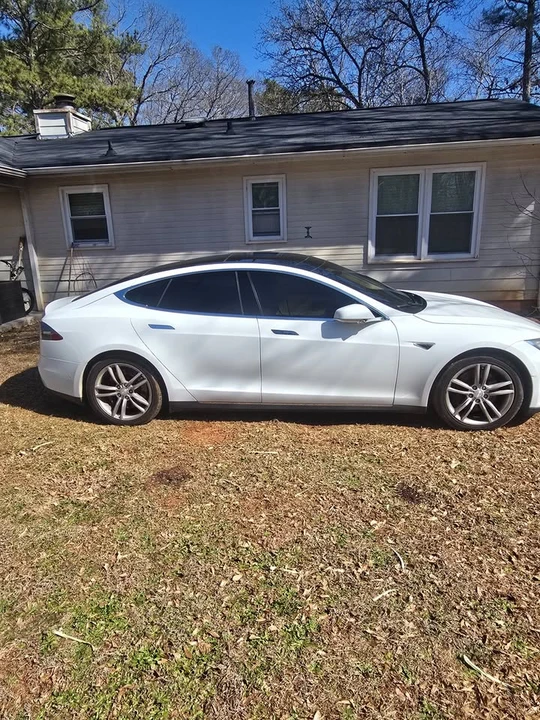 2014 Tesla Model S - Image 2 of 12