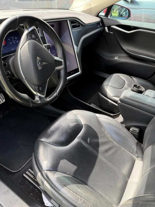 2014 Tesla Model S - Image 4 of 4