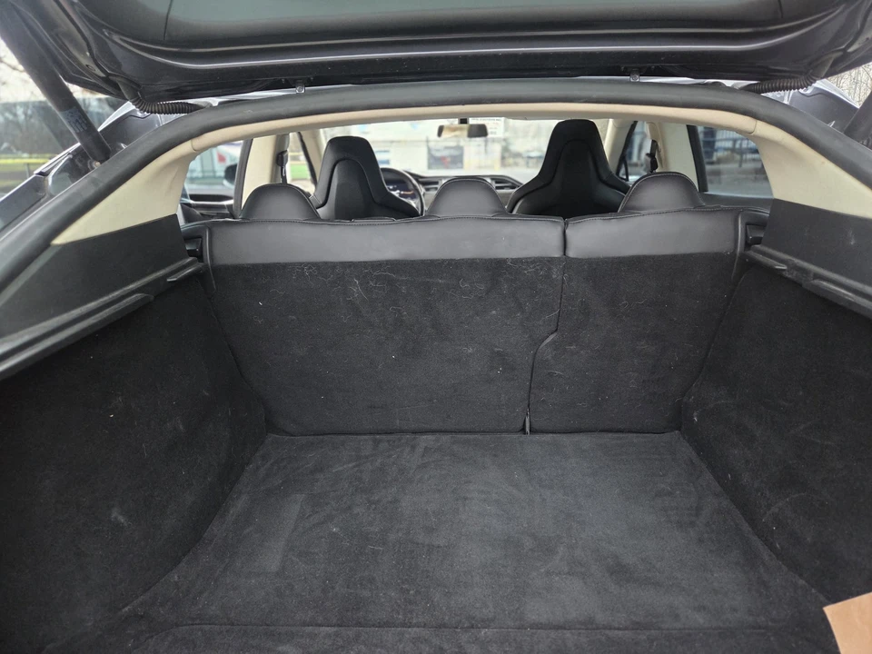2014 Tesla Model S - Image 21 of 21