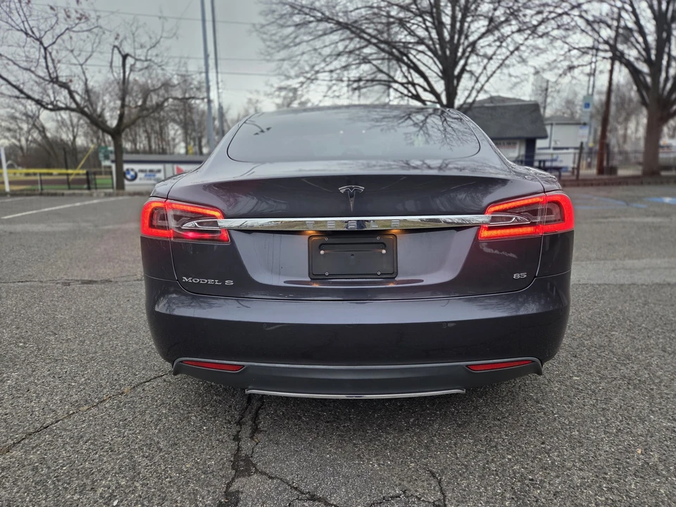 2014 Tesla Model S - Image 6 of 21