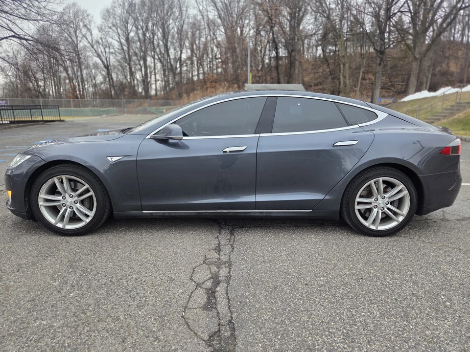2014 Tesla Model S - Image 4 of 21