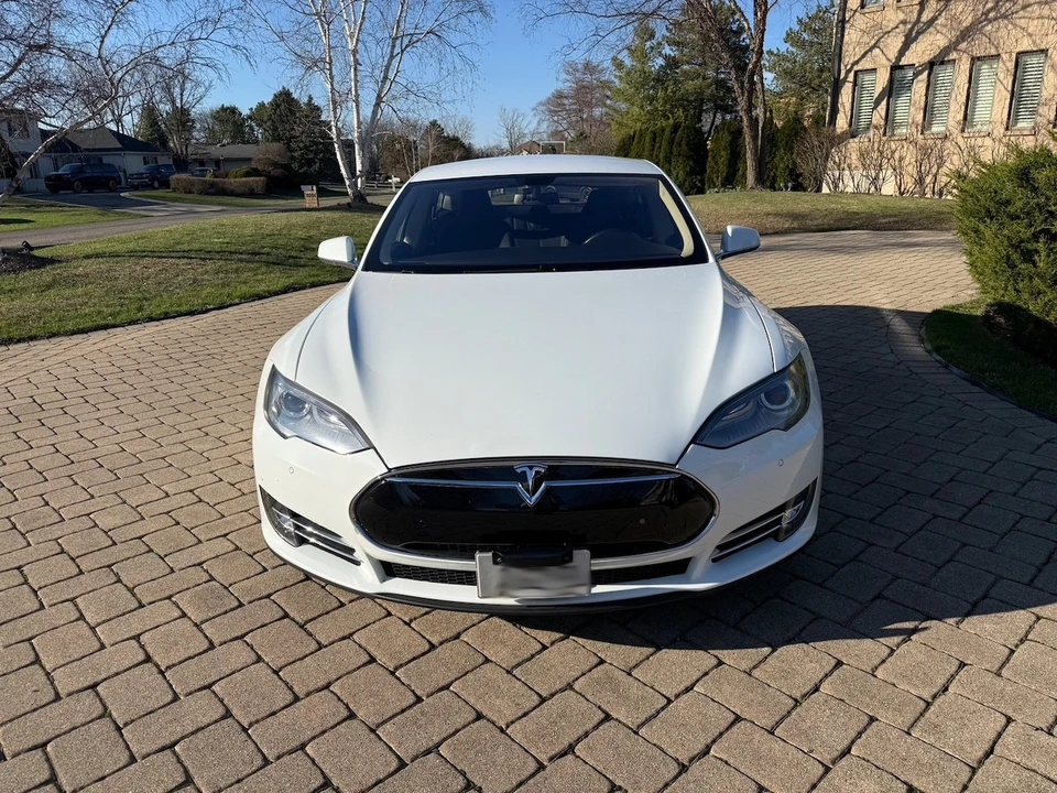 2014 Tesla Model S - Image 3 of 21