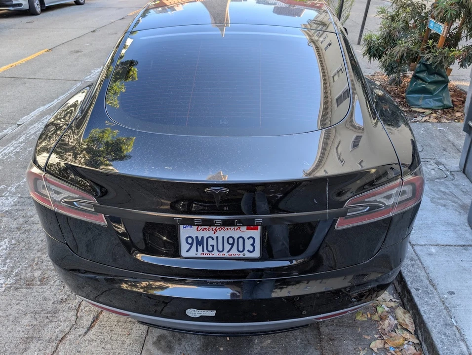 2014 Tesla Model S - Image 3 of 9