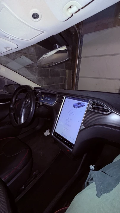 2014 Tesla Model S - Image 8 of 8