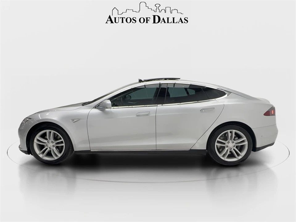 2014 Tesla Model S - Image 5 of 12