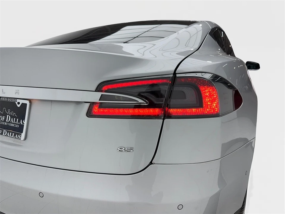 2014 Tesla Model S - Image 7 of 12