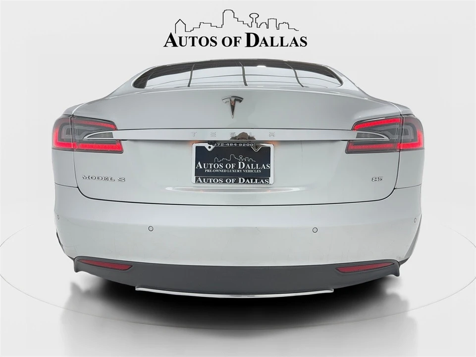 2014 Tesla Model S - Image 10 of 12