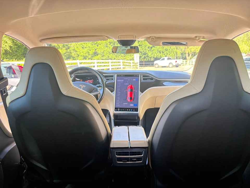 2014 Tesla Model S - Image 19 of 21