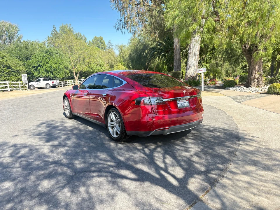 2014 Tesla Model S - Image 6 of 21