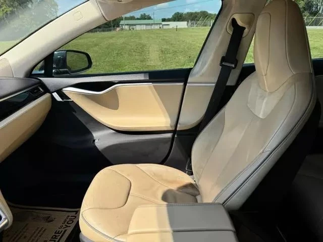 2014 Tesla Model S - Image 10 of 17