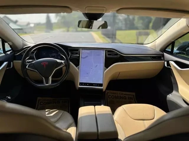 2014 Tesla Model S - Image 11 of 17