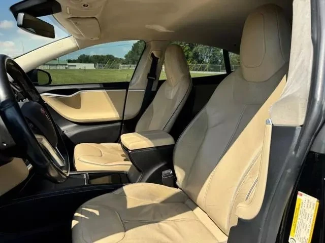 2014 Tesla Model S - Image 13 of 17