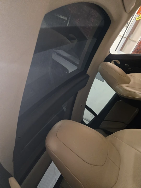 2014 Tesla Model S - Image 19 of 21