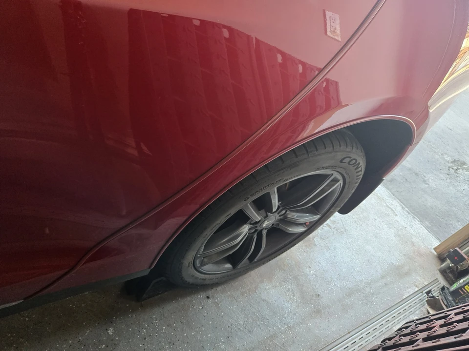 2014 Tesla Model S - Image 7 of 21