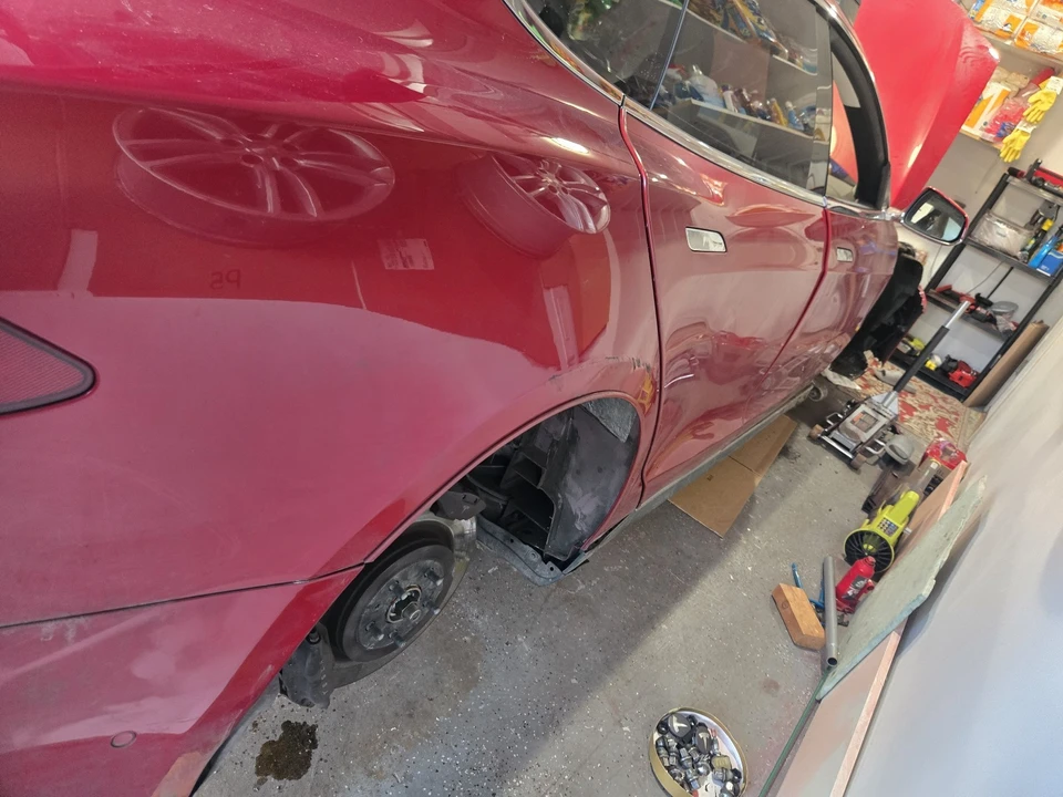 2014 Tesla Model S - Image 8 of 21