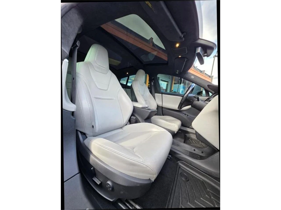 2014 Tesla Model S - Image 16 of 20