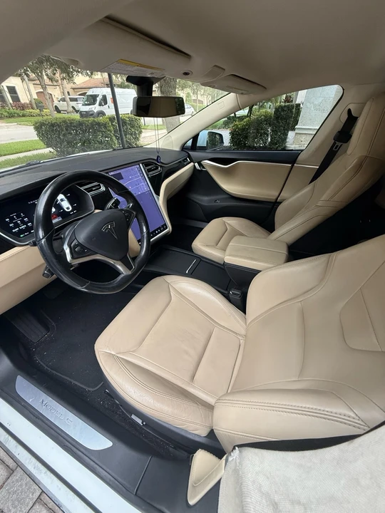 2014 Tesla Model S - Image 6 of 7