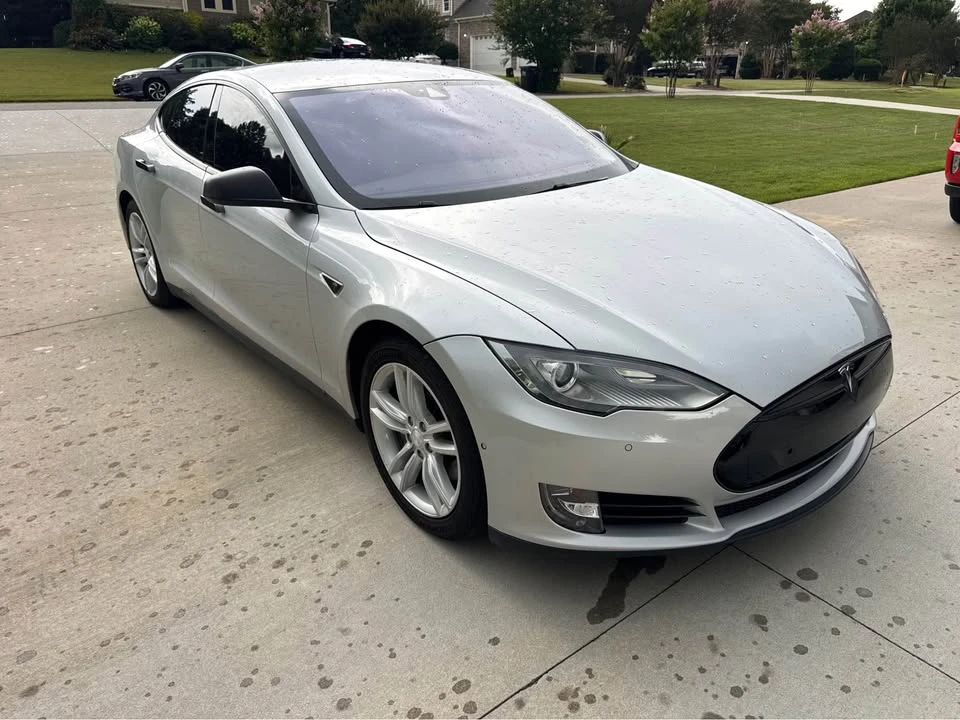2014 Tesla Model S - Image 11 of 13