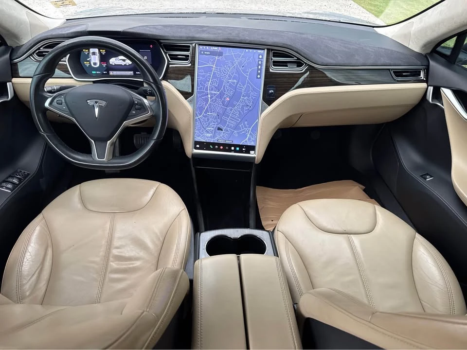 2014 Tesla Model S - Image 8 of 13